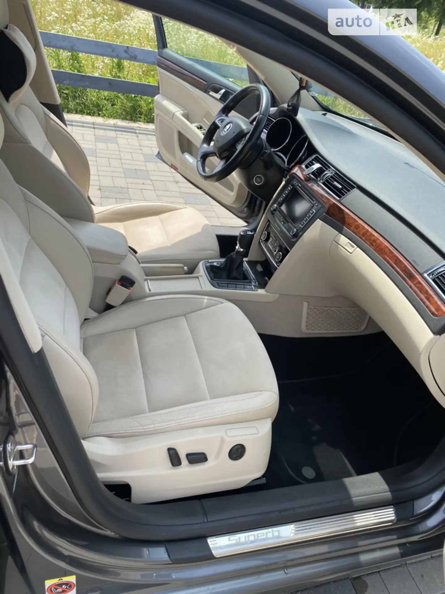2011 Skoda Superb - мініатюра 19