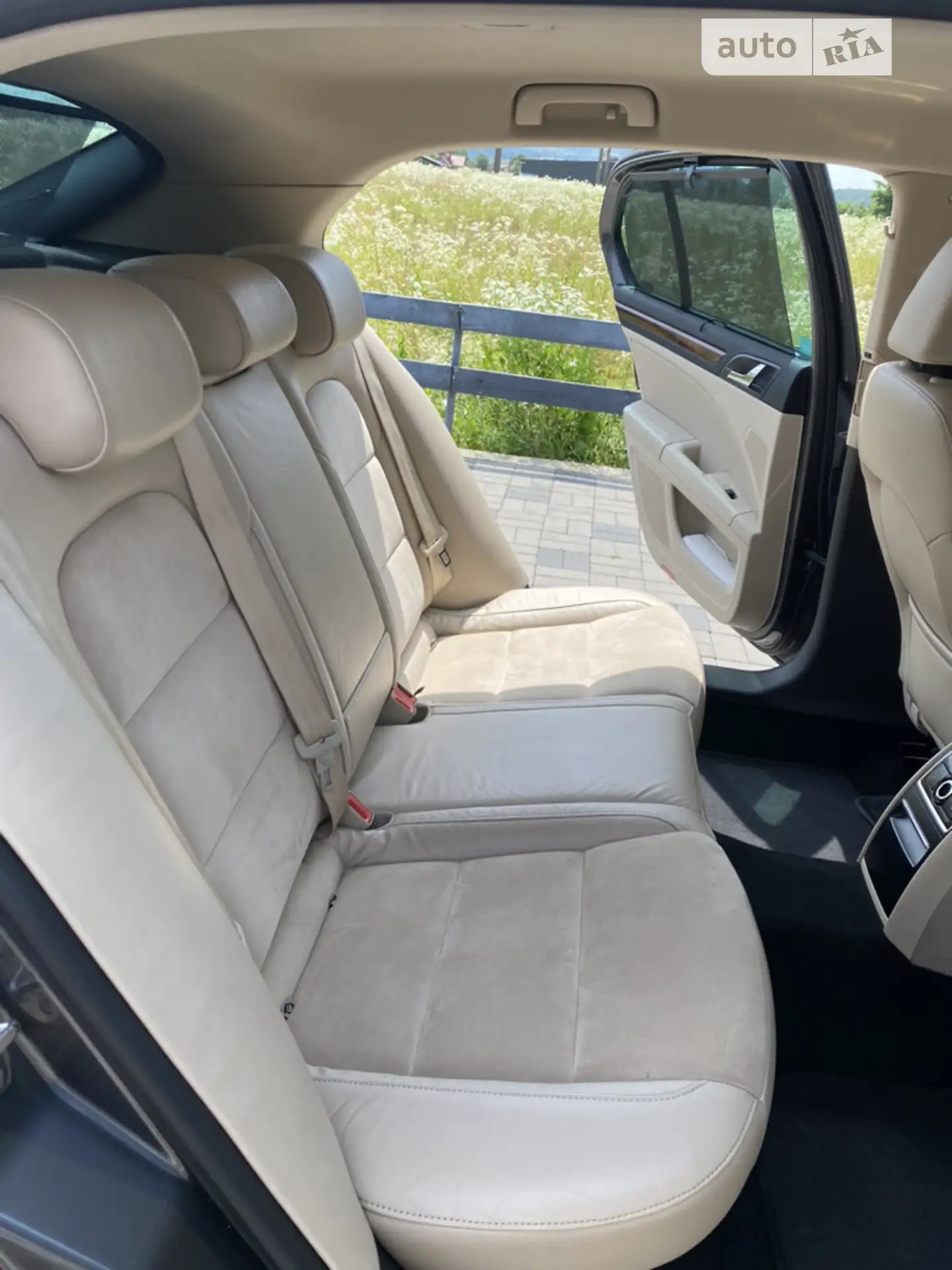 2011 Skoda Superb - мініатюра 26