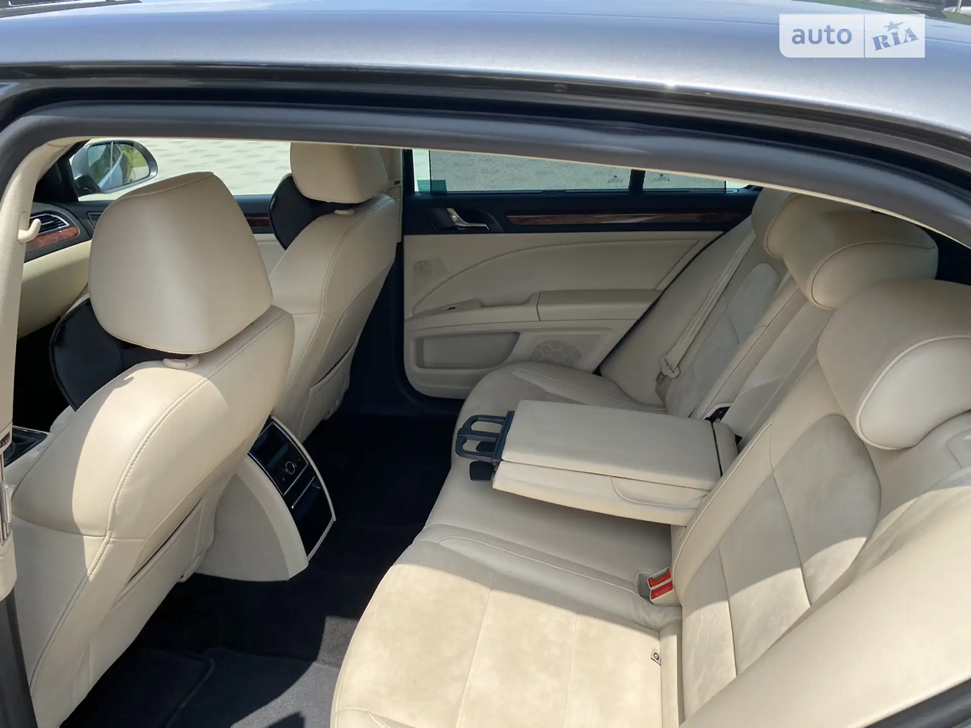 2011 Skoda Superb - мініатюра 31