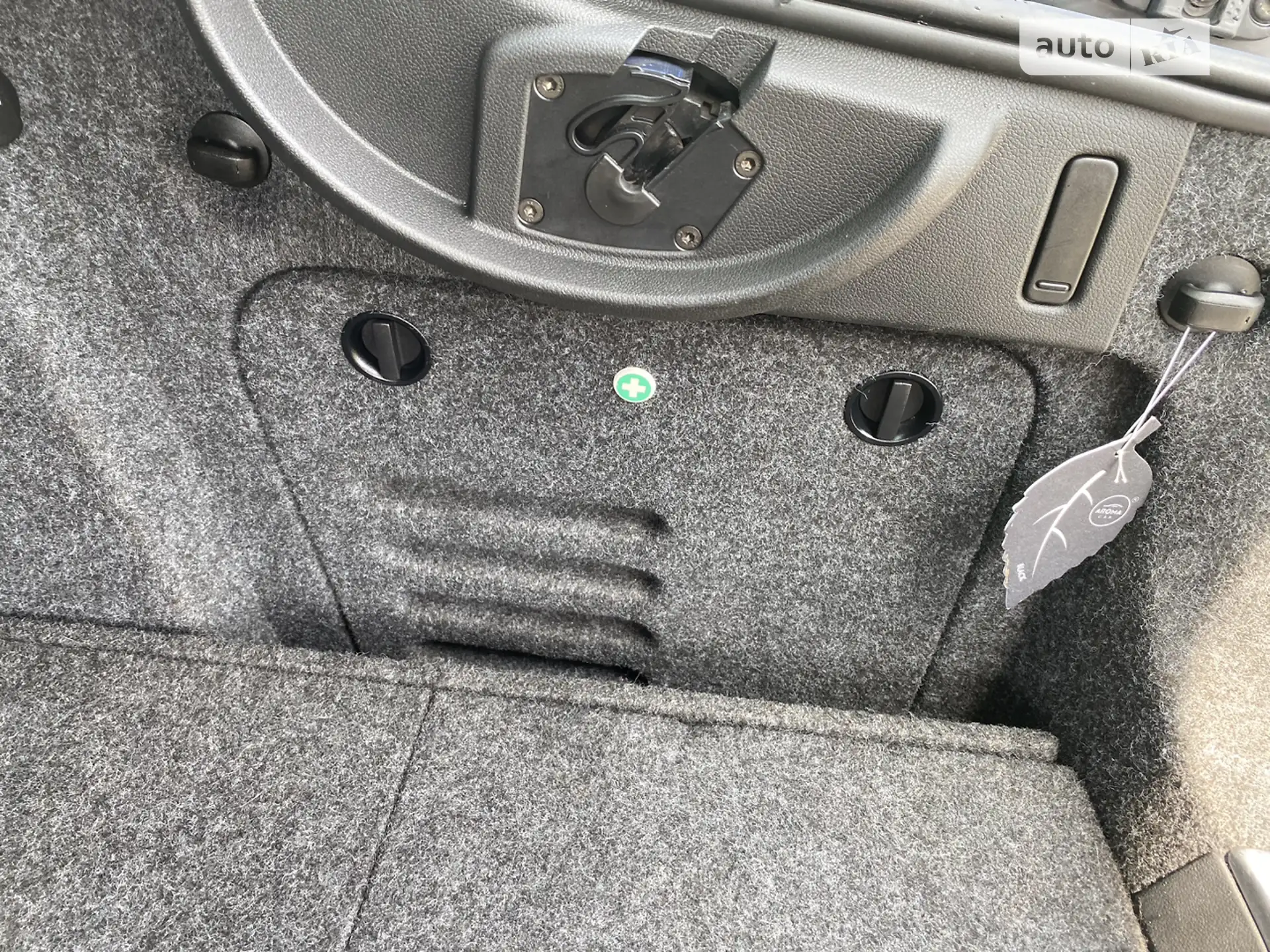 2011 Skoda Superb - мініатюра 28