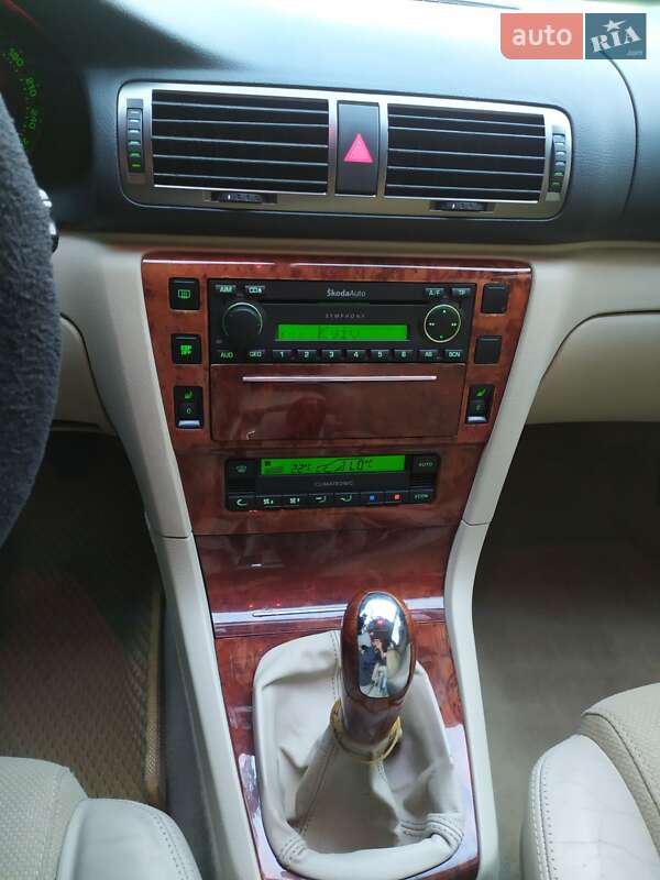 Лифтбек Skoda Superb 2002 в Гостомеле фото 4 Лифтбек Skoda Superb 2002 в Гостомеле
