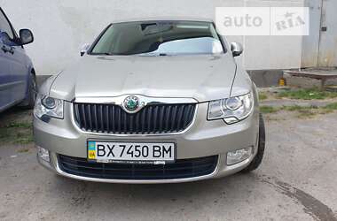 Skoda Superb 2012