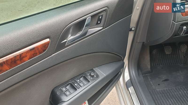 Лифтбек Skoda Superb 2012 в Каменец-Подольском