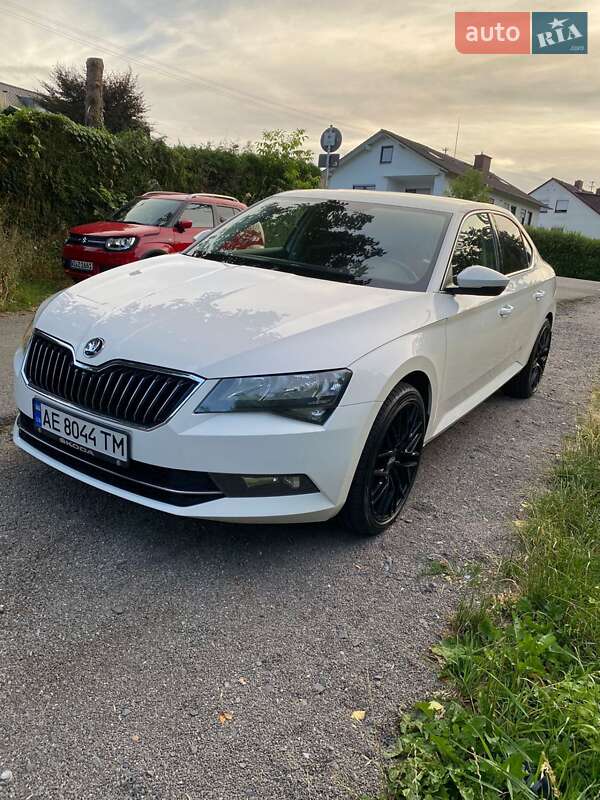 Лифтбек Skoda Superb 2019 в Кривом Роге фото 28 Лифтбек Skoda Superb 2019 в Кривом Роге