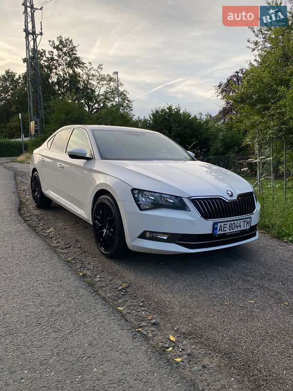 Лифтбек Skoda Superb 2019 в Кривом Роге фото 27 Лифтбек Skoda Superb 2019 в Кривом Роге