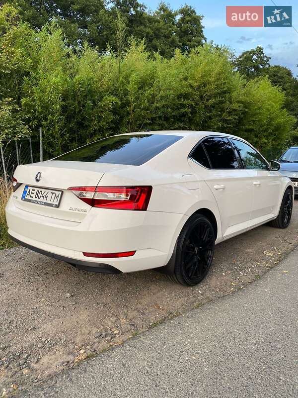 Лифтбек Skoda Superb 2019 в Кривом Роге фото 32 Лифтбек Skoda Superb 2019 в Кривом Роге