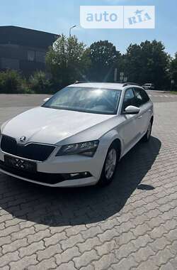 Универсал Skoda Superb 2016 в 