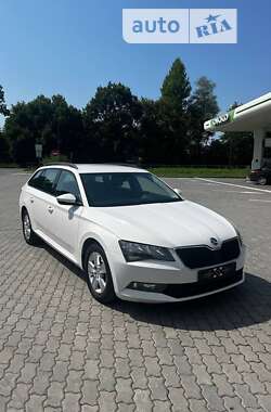 Универсал Skoda Superb 2016 в 