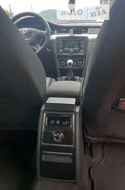 Универсал Skoda Superb 2011 в Хусте