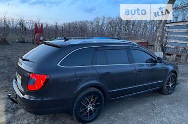 Универсал Skoda Superb 2011 в Хмельницком