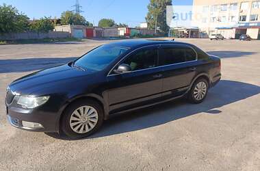 Лифтбек Skoda Superb 2012 в 