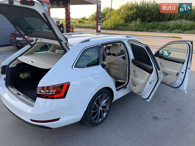 Универсал Skoda Superb 2016 в Мироновке
