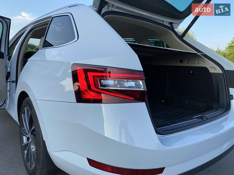 Универсал Skoda Superb 2016 в Мироновке