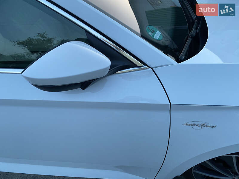 Универсал Skoda Superb 2016 в Мироновке