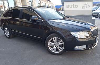 Skoda Superb 2011