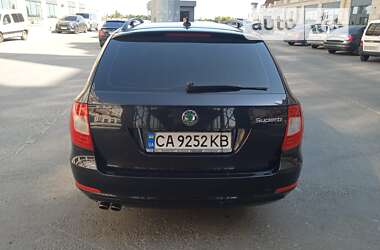 Универсал Skoda Superb 2011 в Умани