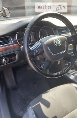 Універсал Skoda Superb 2010 в Запоріжжі