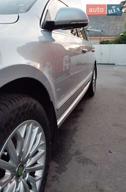 Ліфтбек Skoda Superb 2012 в 