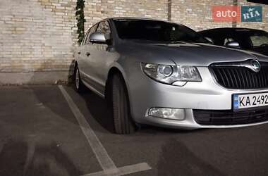 Ліфтбек Skoda Superb 2012 в 