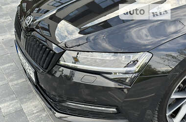 Ліфтбек Skoda Superb 2019 в 