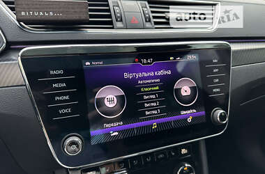 Ліфтбек Skoda Superb 2019 в 