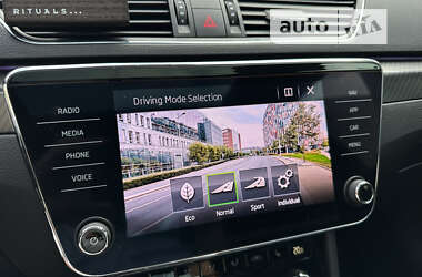 Ліфтбек Skoda Superb 2019 в 