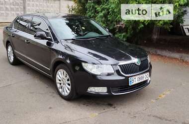 Skoda Superb 2012