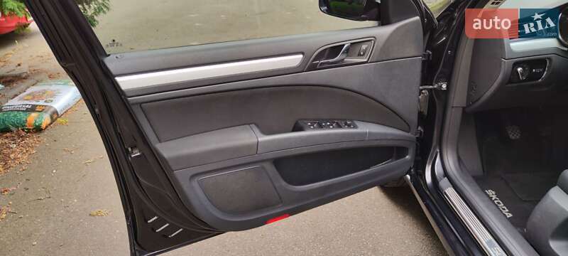 Лифтбек Skoda Superb 2012 в Киеве