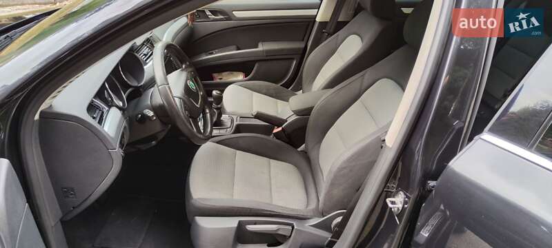 Лифтбек Skoda Superb 2012 в Киеве