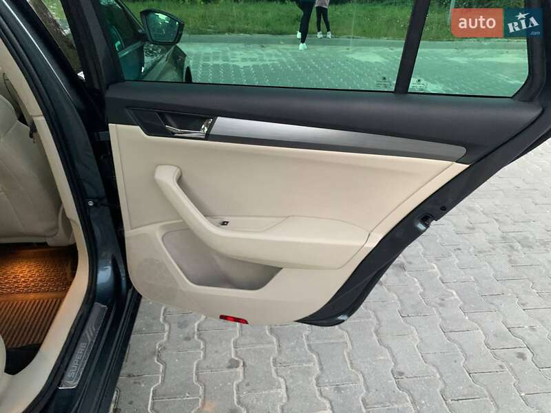 Универсал Skoda Superb 2017 в Хмельницком