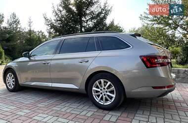 Универсал Skoda Superb 2018 в 