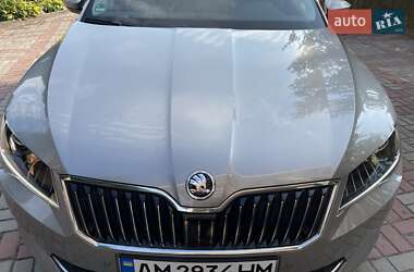 Универсал Skoda Superb 2018 в 