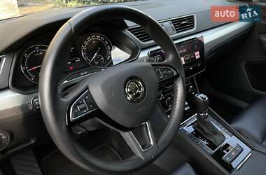 Универсал Skoda Superb 2018 в 