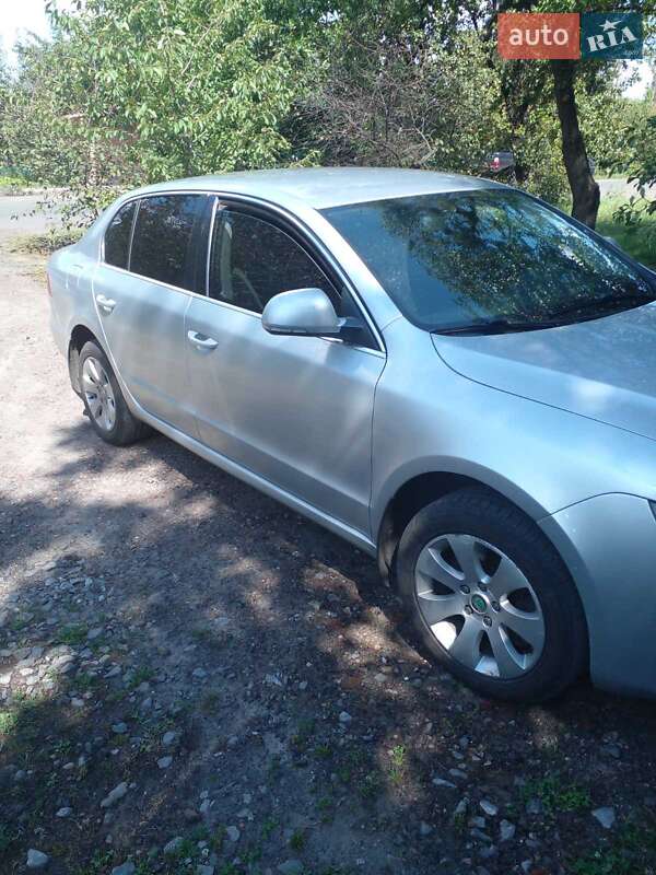 Ліфтбек Skoda Superb 2012 в Краматорську