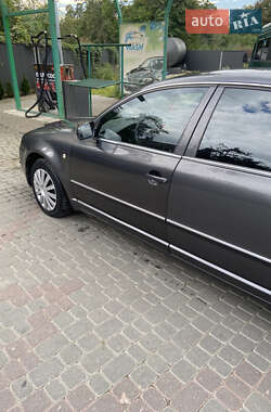 Лифтбек Skoda Superb 2005 в Надворной