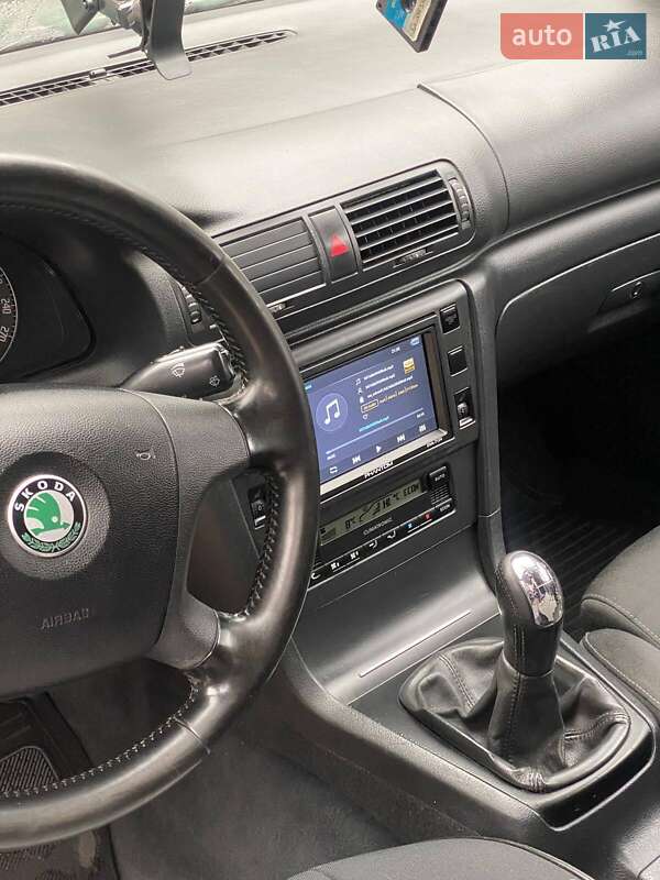 Ліфтбек Skoda Superb 2006 в Києві