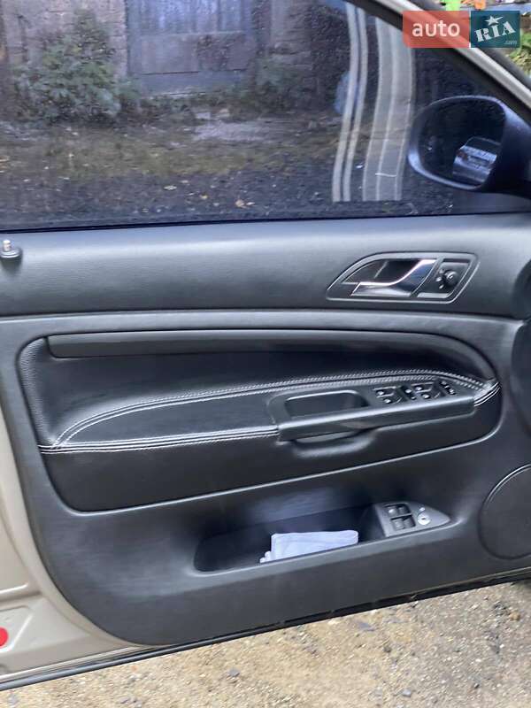 Ліфтбек Skoda Superb 2006 в Києві