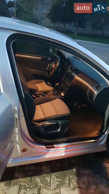 Лифтбек Skoda Superb 2008 в Черкассах