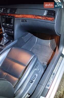 Ліфтбек Skoda Superb 2012 в 