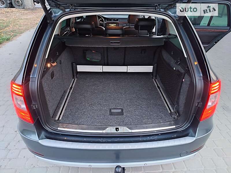 Универсал Skoda Superb 2014 в Звягеле