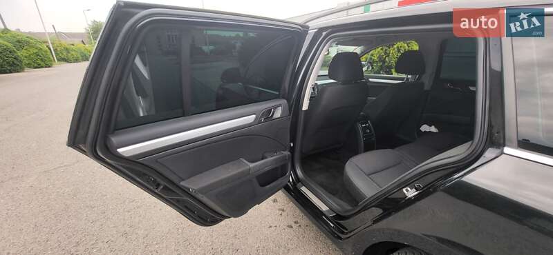 Универсал Skoda Superb 2014 в Ужгороде