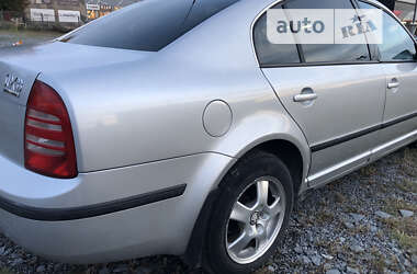 Лифтбек Skoda Superb 2006 в Львове