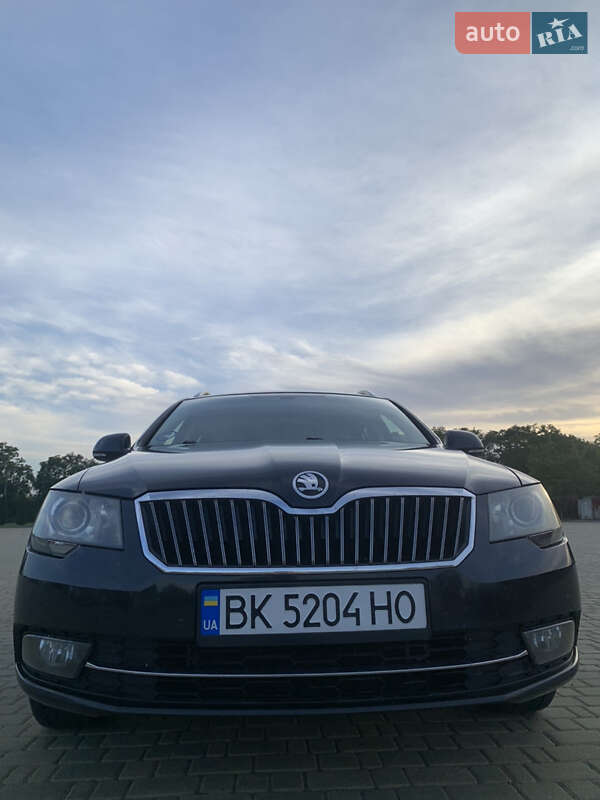 Універсал Skoda Superb 2014 в Одесі фото 40 Універсал Skoda Superb 2014 в Одесі