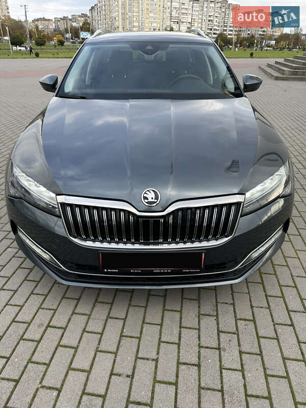 Універсал Skoda Superb 2019 в Львові
