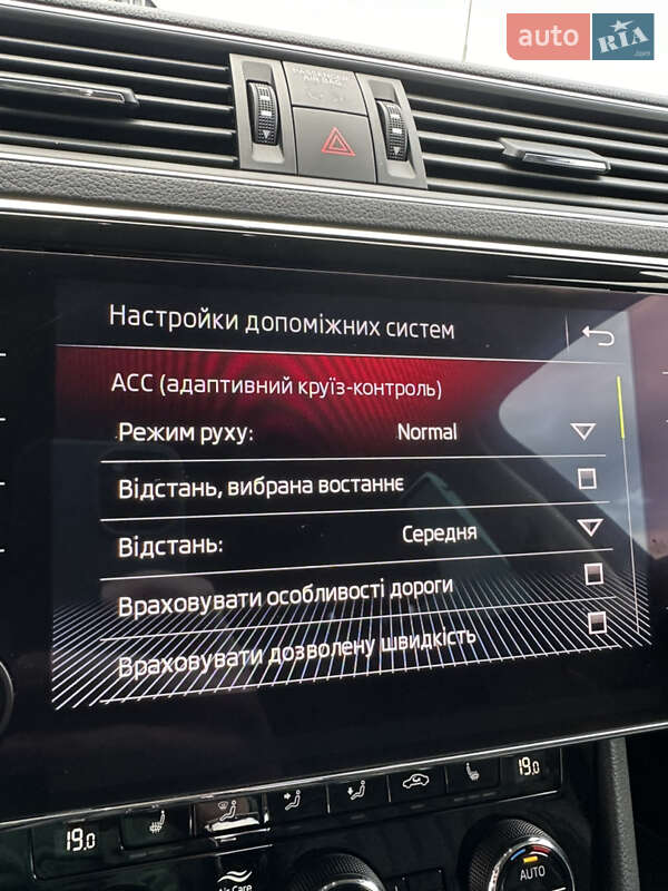 Універсал Skoda Superb 2019 в Львові