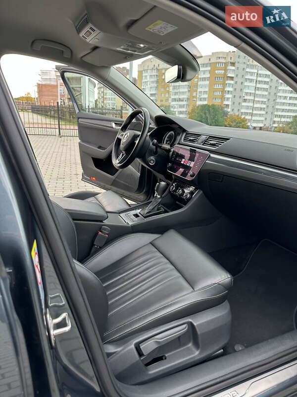 Універсал Skoda Superb 2019 в Львові