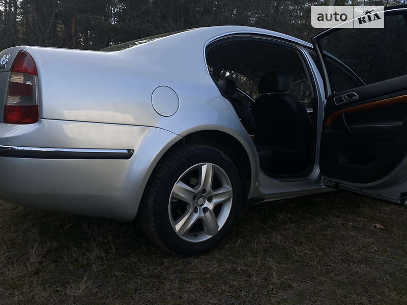 Лифтбек Skoda Superb 2008 в Полтаве