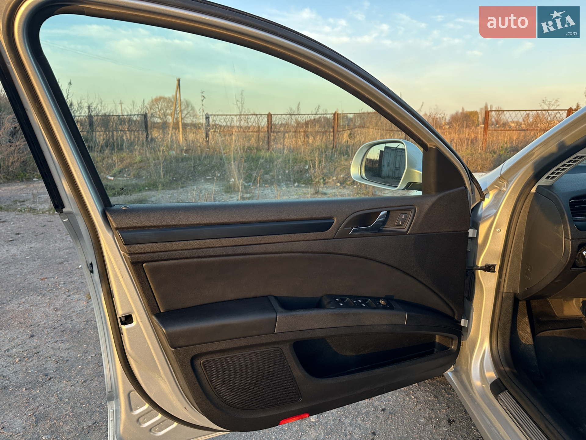 2010 Skoda Superb - мініатюра 3