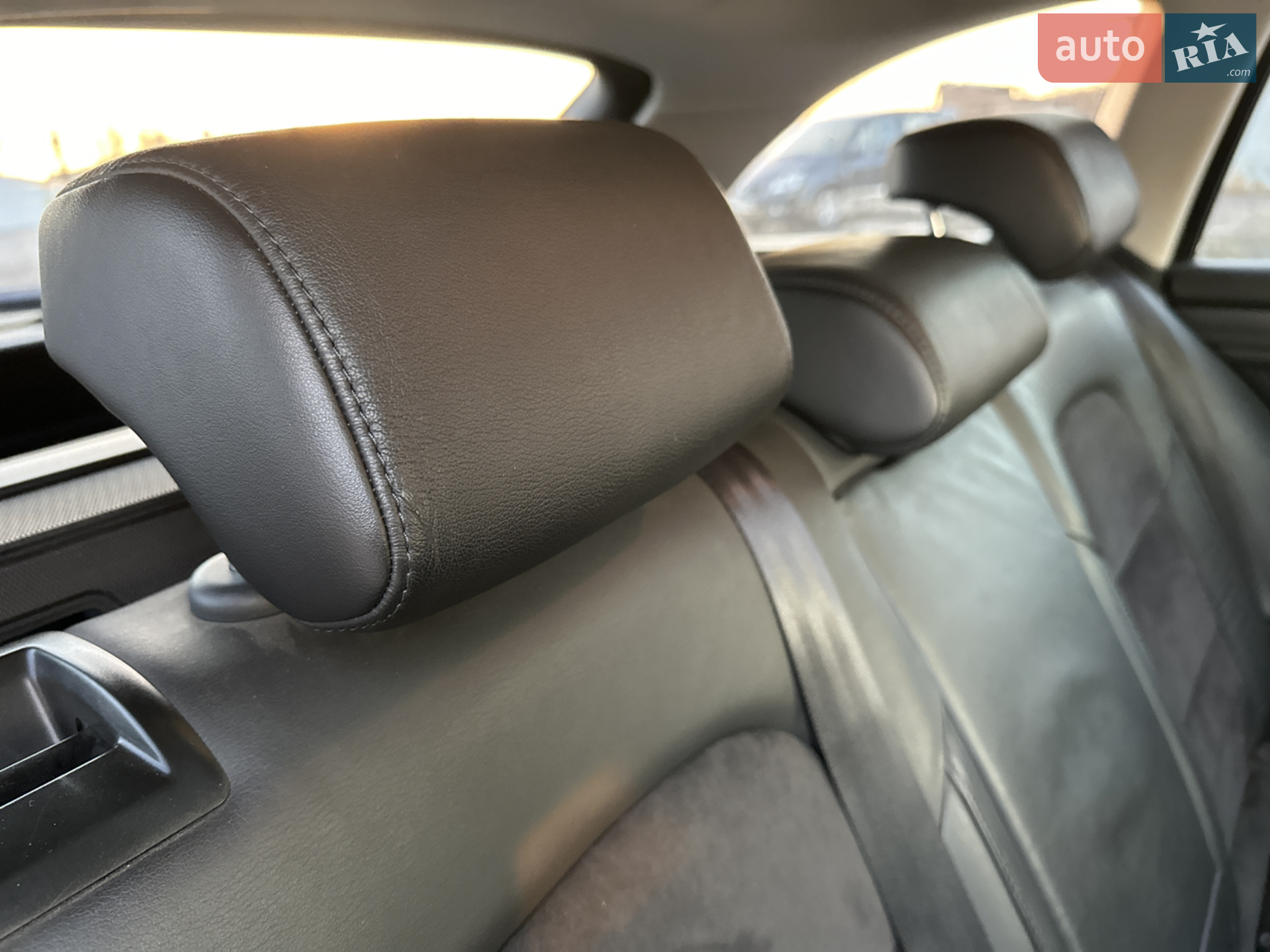 2010 Skoda Superb - мініатюра 28