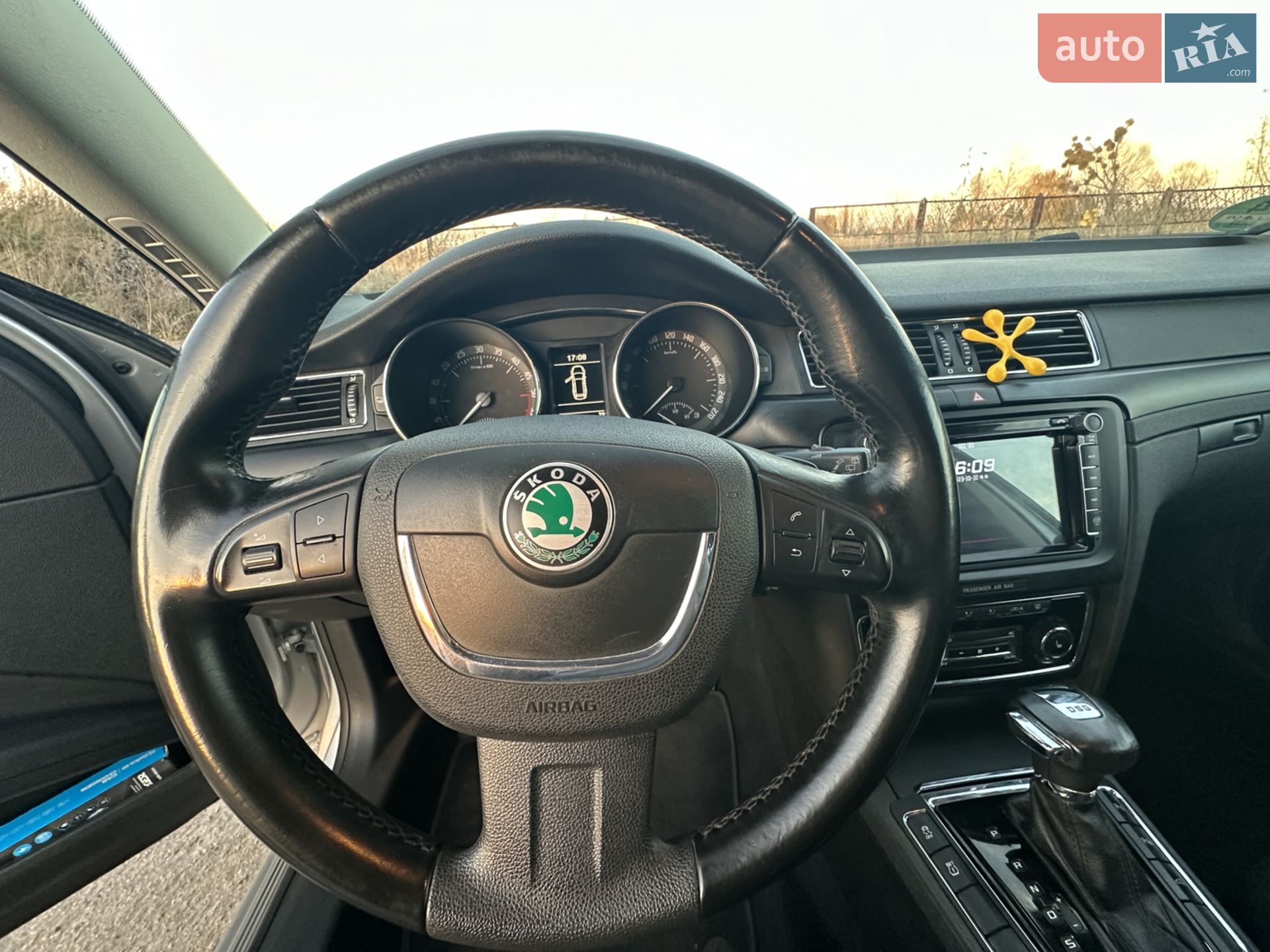 2010 Skoda Superb - мініатюра 30